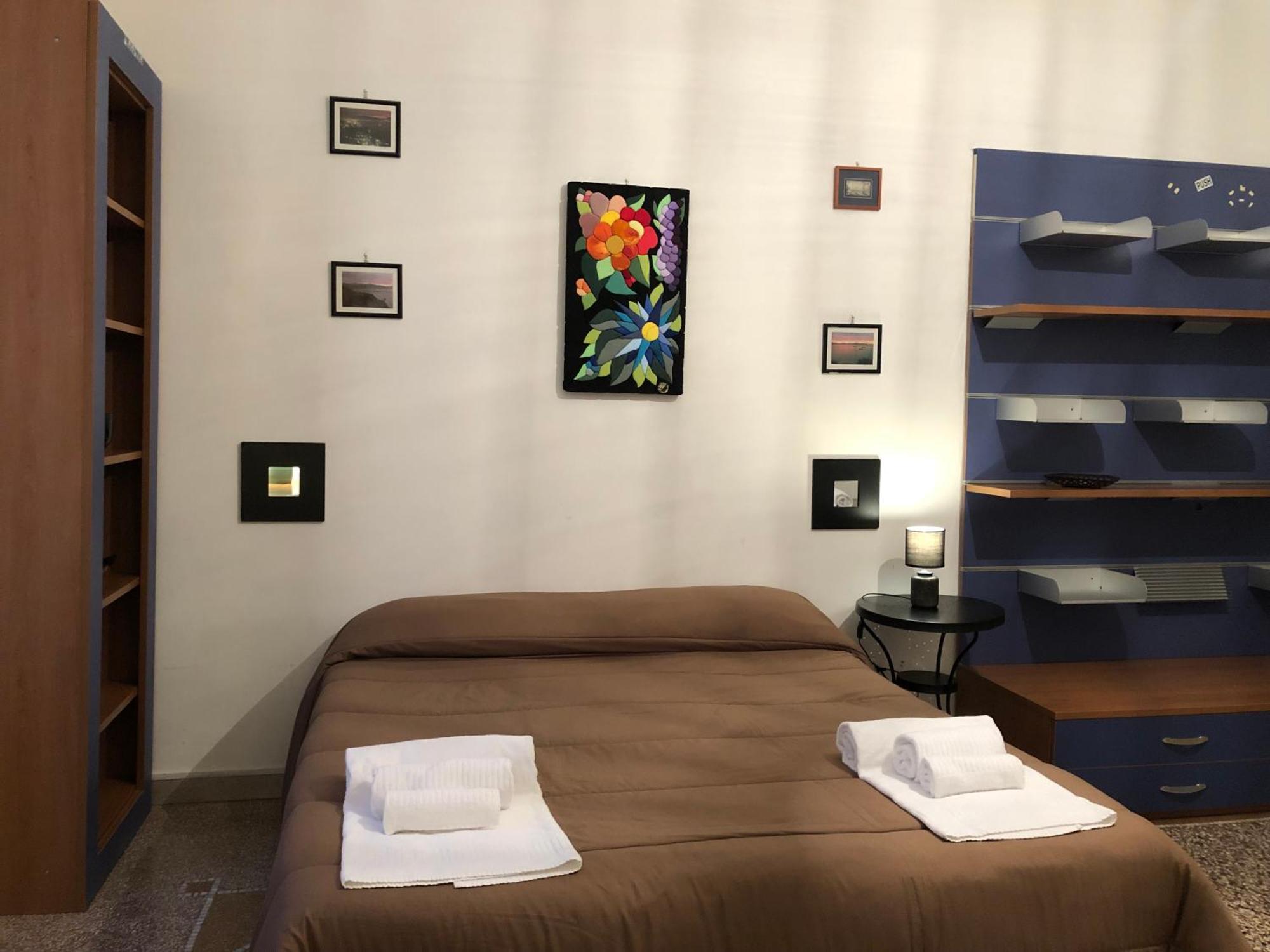 Tarumbo Holiday Intero Appartamento 120 Mq Napoli Ngoại thất bức ảnh
